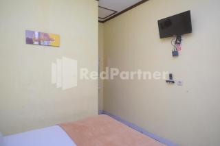 Hotel Sido Langgeng Tawangmangu Mitra RedDoorz - Karanganyar - 3
