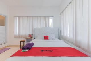 RedDoorz at Jalan Pangkal Perjuangan Karawang - Karawang - 9