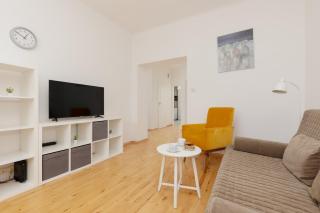 One-Bedroom Capital Apartment by Noclegi Renters - Varsavia - 8