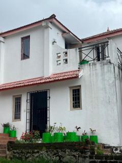 clouds villa-3 bedroom villa, free wifi - 9