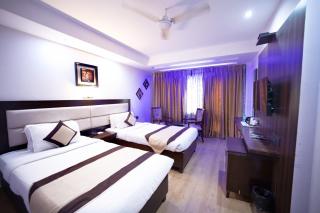 Hotel Kastor- Near Nehru Place- GK 2- M block market-GK metro station-Dr AS clinic - Neu-Delhi - 2