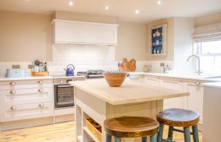 6 Bosville Terrace - 2