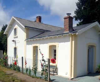 Bienvenue à la halte de Sigournais ancienne Gare - Sigournais - 9