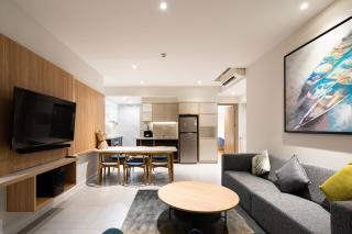 Zenity 3BR Condo: Luxury and Comfort in Quận 1 - 7