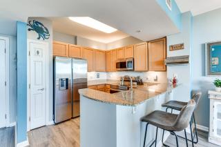 Palms of Destin Resort Condo with Private Balcony! - Destin - 9