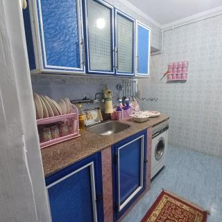 للايجار شقه مفروشه ٣غرف نوم وصاله وحمام ومطبخ مكيفه سوبر لوكس التجمع التالت القاهره الجديده بجوار ارابيلا وبجوار مسجد سمير وعلي وفيوتشر مول الإيجار ١٠٠٠٠ جنيها دور ارضي علوي - New cairo - 5
