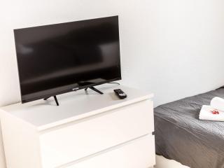 Fully equipped Cozy Apartments - 6