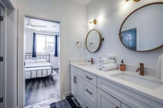 The Mandalay Home - Dallas - 9