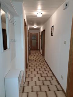 Große Ferienwohnung in ruhiger Lage mit toller Aussicht in Triberg - 1