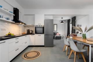 Celestial Sunset Villas - Galanado - 5