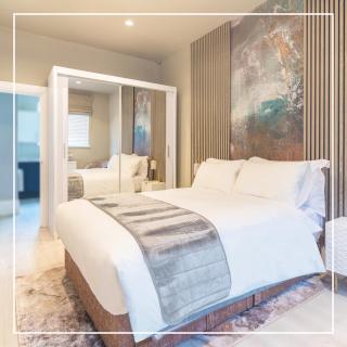Beautiful Apartment In London - Hounslow - 0