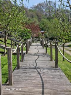 Mountain Edge Resort Lodge 3 with Hot Tub - Church Stretton - 2