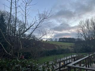 Mountain Edge Resort Lodge 3 with Hot Tub - Church Stretton - 1