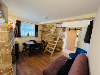 Adorable and Cosy Tiny Cottage - Heathfield - 7