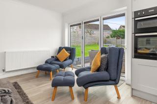 Treetops - Close to Beach Enclosed Garden - Saundersfoot - 2