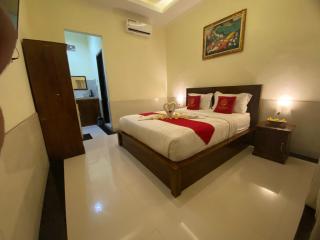 Cave Beach Bungalow - 2
