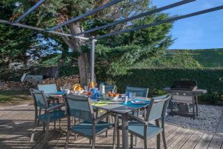 Séjour confort avec piscine - 6 adultes, 3 enfants - 9