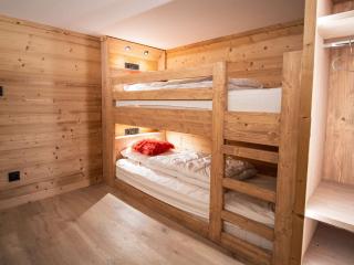 Duplex rénové montagne 6 pers - Près des pistes - Cuisine équipée et balcon - FR-1-637-60 - 1