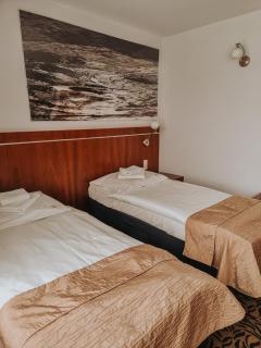 Hotel Azyl - Kąty Wrocławskie - 5