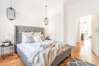 Marszalkowska Elegant Apartment with a Balcony Warsaw Center by Noclegi Renters - Varsavia - 8