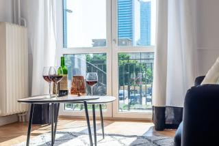 Elegant Apartment in Warsaw Center with a Balcony by Noclegi Renters - Varsovia - 2