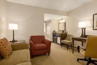 Country Inn & Suites by Radisson, Calgary-Northeast - Calgary - 5
