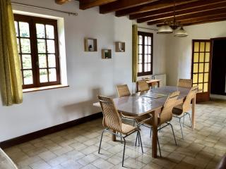 Maison familiale avec grand jardin arboré - 5