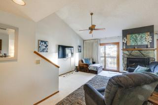 Cozy Flagstaff Retreat with Balcony and Mtn View! - Flagstaff - 7