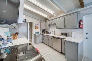 Pet-Friendly Sedona Home Hot Tub, Walk to Trails! - Sedona - 6