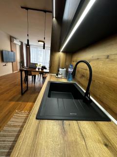 1BR Modern condo near the University - 2