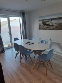 Royal Atlantic View Apartment - Portrush - 7