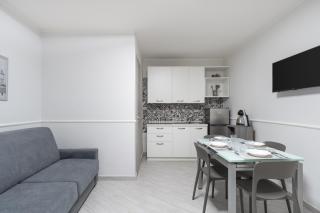 Modern flat in the Heart of Naples near MAN - Nápoles - 3