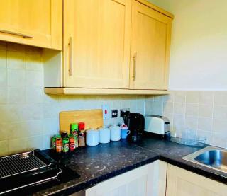 Specious Parkview Apartment, 4 Mins Walk to Underground - Barkingside - 7