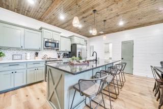 Broken Bow Cabin with Hot Tub and Covered Deck! - Broken Bow - 8