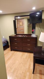Two Bedroom Few Blocks From The Beach And Tropicana Casino - 2