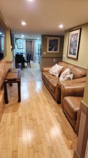 Two Bedroom Few Blocks From The Beach And Tropicana Casino - 4