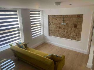 The Suite Apartment @3 - Barnsley - 1