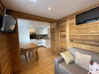 Appartement rénové 6 pers. à Tignes Val Claret – Départ/retour skis aux pieds, balcon, près des commerces - FR-1-502-548 - Tignes - 0