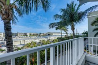 Lantana Condo with Balcony 11 Mi to Palm Beach! - 9