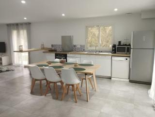 Maison 115 m 2 avec Jardin - Carignan - 8