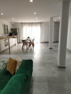 Maison 115 m 2 avec Jardin - Carignan - 7