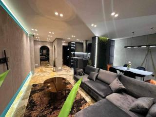 Luxury Boutique Apartment / Komuna Parisit / near to Tirana Lake - Tirana - 3