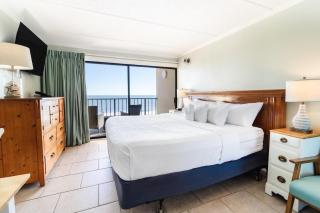 Majestic Seascape 6th Flr Oceanfront King Room - 0