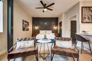 RALEIGH Studio with Full Kitchen - 8