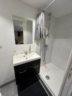 Studio indépendant plein pied avec mezzanine - Joinville-le-Pont - 6