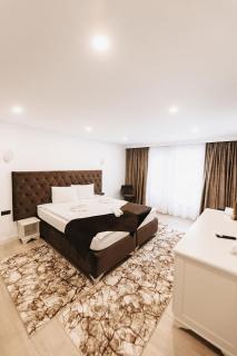 Royal Alpin Crown - Cavnic - 4