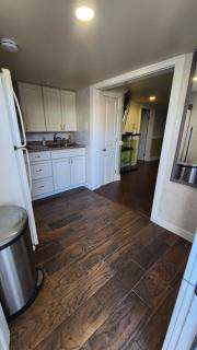One Bedroom Few Blocks From The Beach And Tropicana Casino - 2