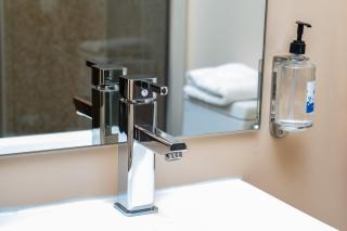 SKKY Hotel - Whitehorse - 3