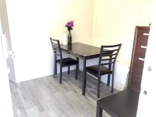 Independent bedroom with private bathroom#2 - Las Vegas - 1