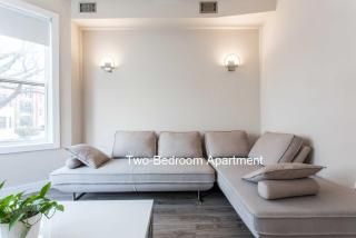 The Double Play - 1 Min Walk to Wrigley! Spacious 2BR - Perfect for Cubs Fans! - Chicago - 4